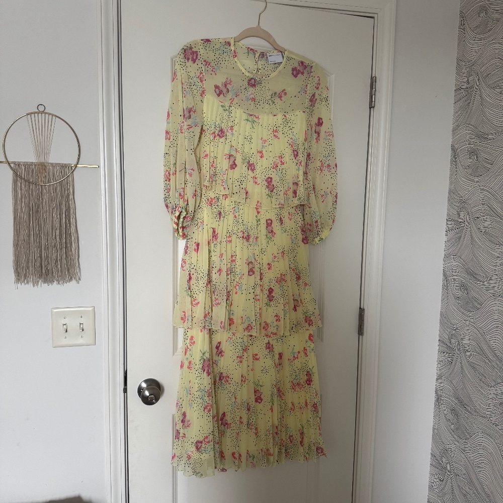 Tiered ruffled open back party dress